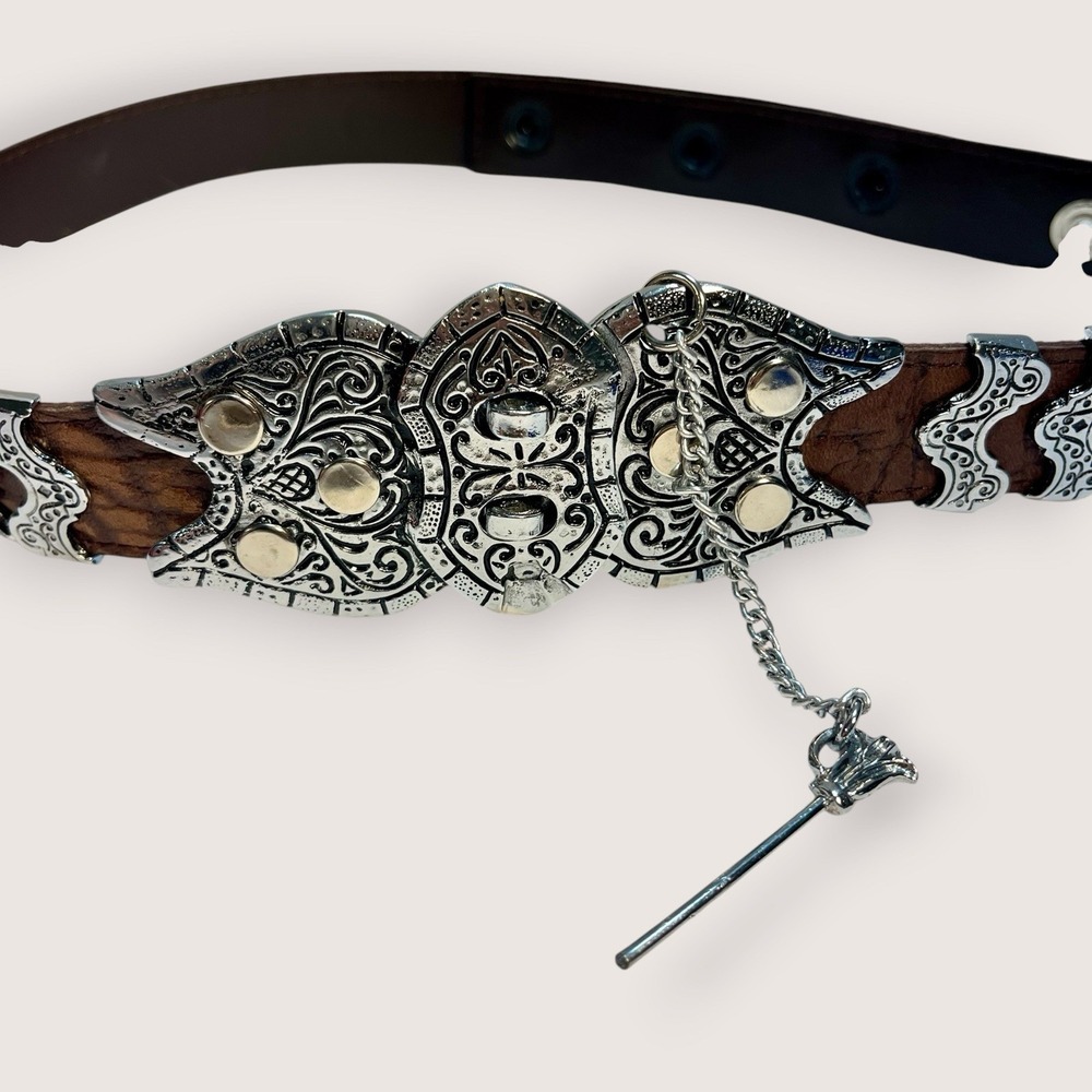 Renaissance Belt Medieval Ren Faire Adjustable Leather Pin Latch Small 29-35"